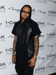 Filename=00017.jpg
Filesize=664KiB
Dimensions=2656x3000
Date added=Oct 22, 2025 00017.jpg