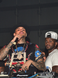 Filename=00012.jpg
Filesize=930KiB
Dimensions=3915x2198
Date added=Oct 22, 2025 00012.jpg