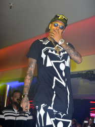 Filename=00002.jpg
Filesize=616KiB
Dimensions=2002x3000
Date added=Oct 22, 2025 00002.jpg