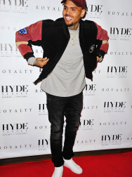 Filename=00074.jpg
Filesize=652KiB
Dimensions=2000x3000
Date added=Oct 22, 2025 00074.jpg