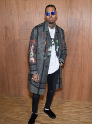 Filename=00002.jpg
Filesize=7185KiB
Dimensions=2725x4096
Date added=Oct 22, 2025 00002.jpg