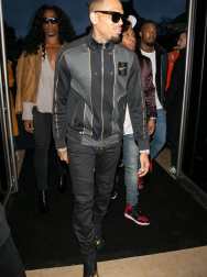 Filename=00004.jpg
Filesize=693KiB
Dimensions=2000x3000
Date added=Oct 22, 2025 00004.jpg